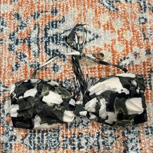 H&M Black, white, and green Bikini Top (size 12)